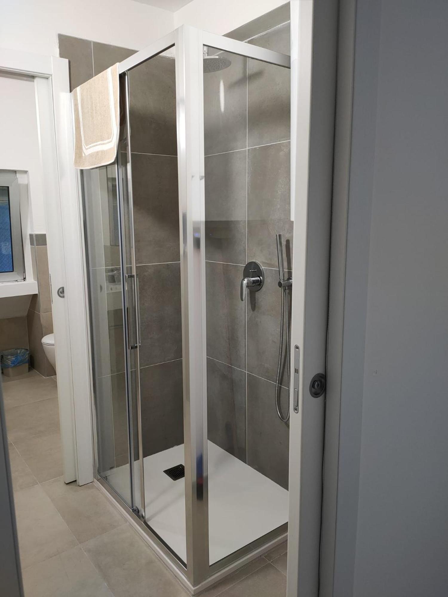 Nido Stazione III Apartment Bergamo Bagian luar foto