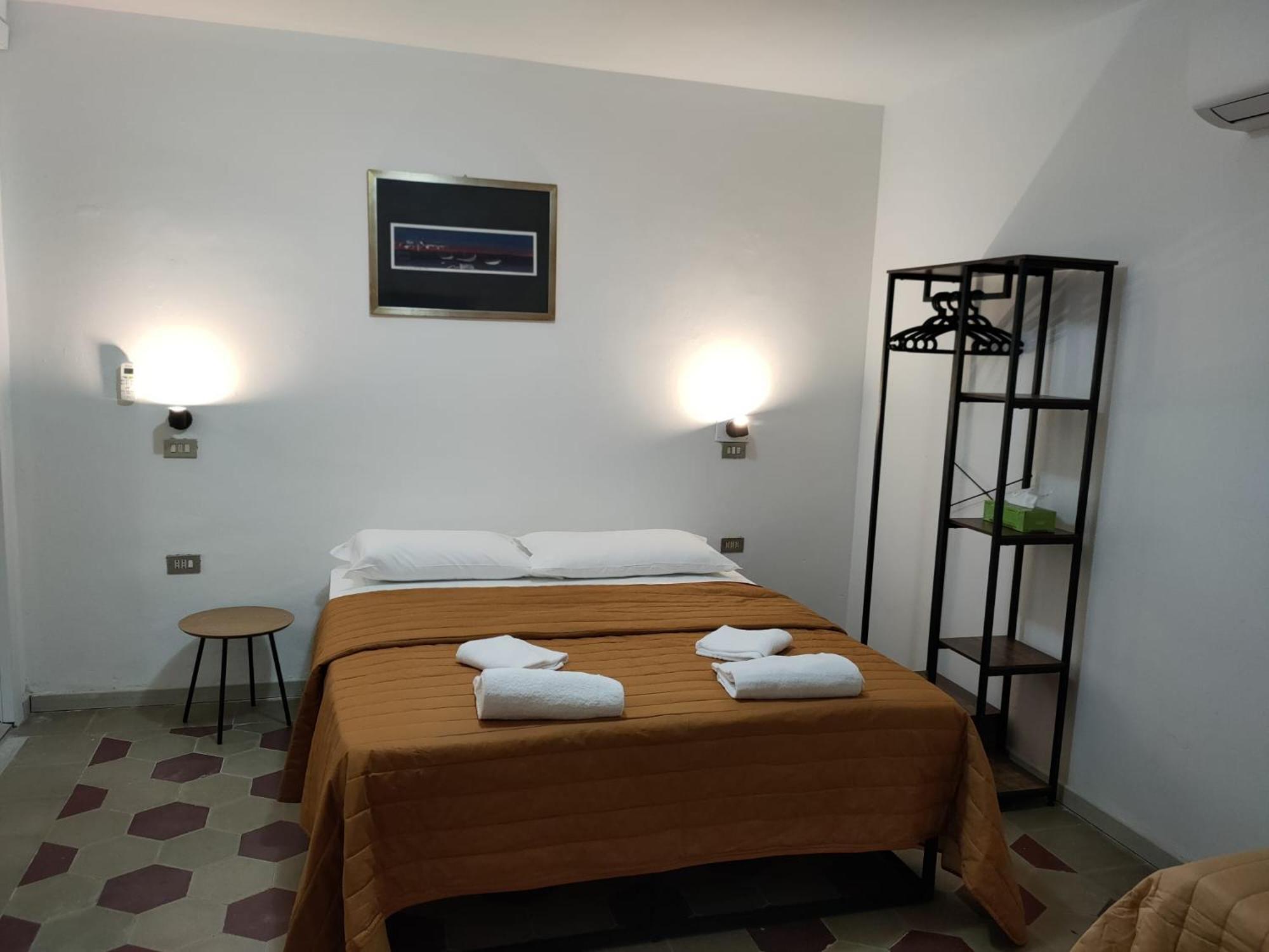 Nido Stazione III Apartment Bergamo Bagian luar foto